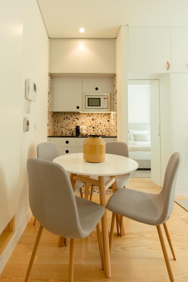 Trindade 19 Apartments - 1B Aragones ลิสบอน ภายนอก รูปภาพ